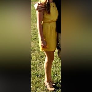 Reserved yellow dress size 36 or Small.